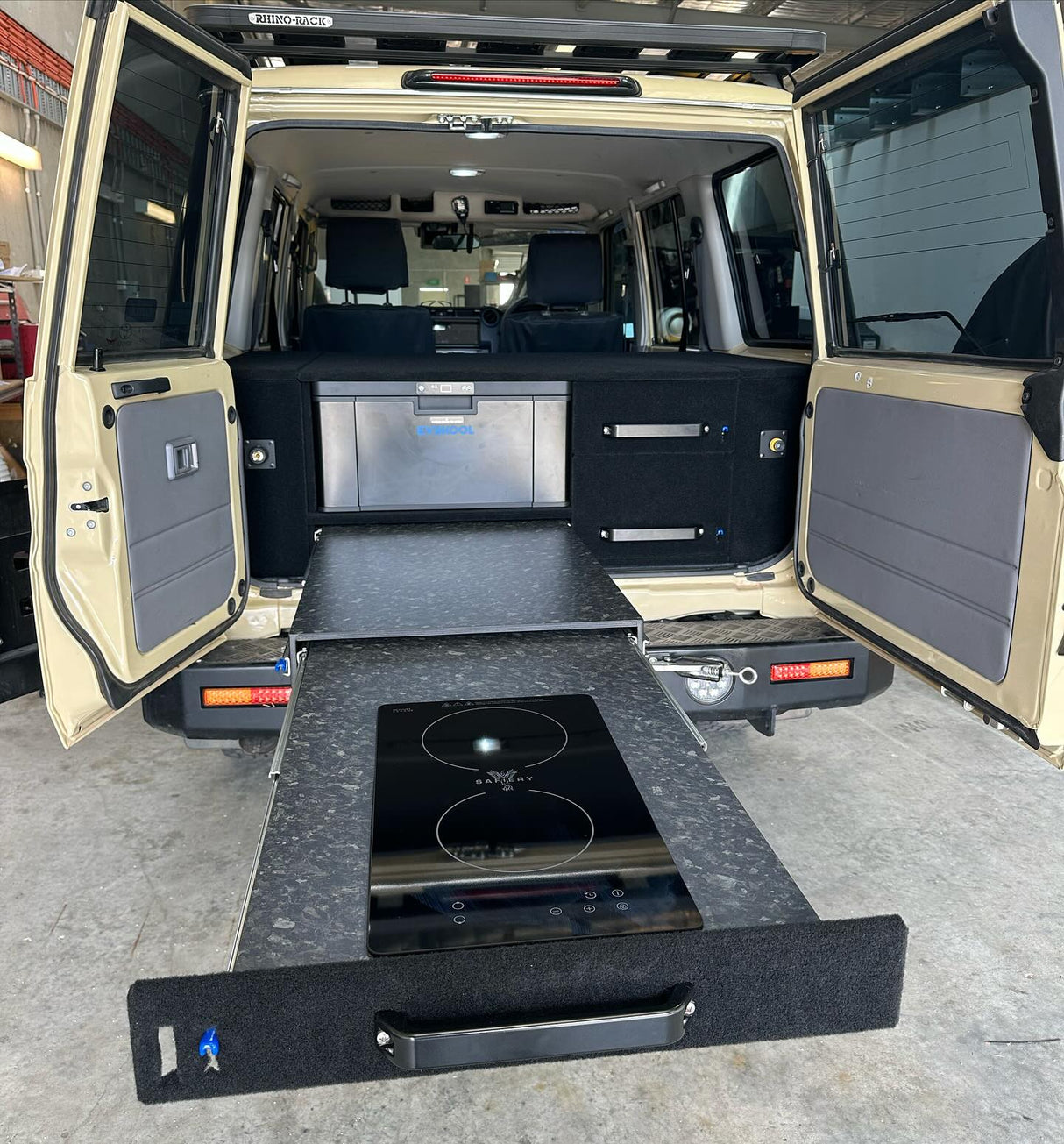 40L Platinum Drawer Fridge Freezer